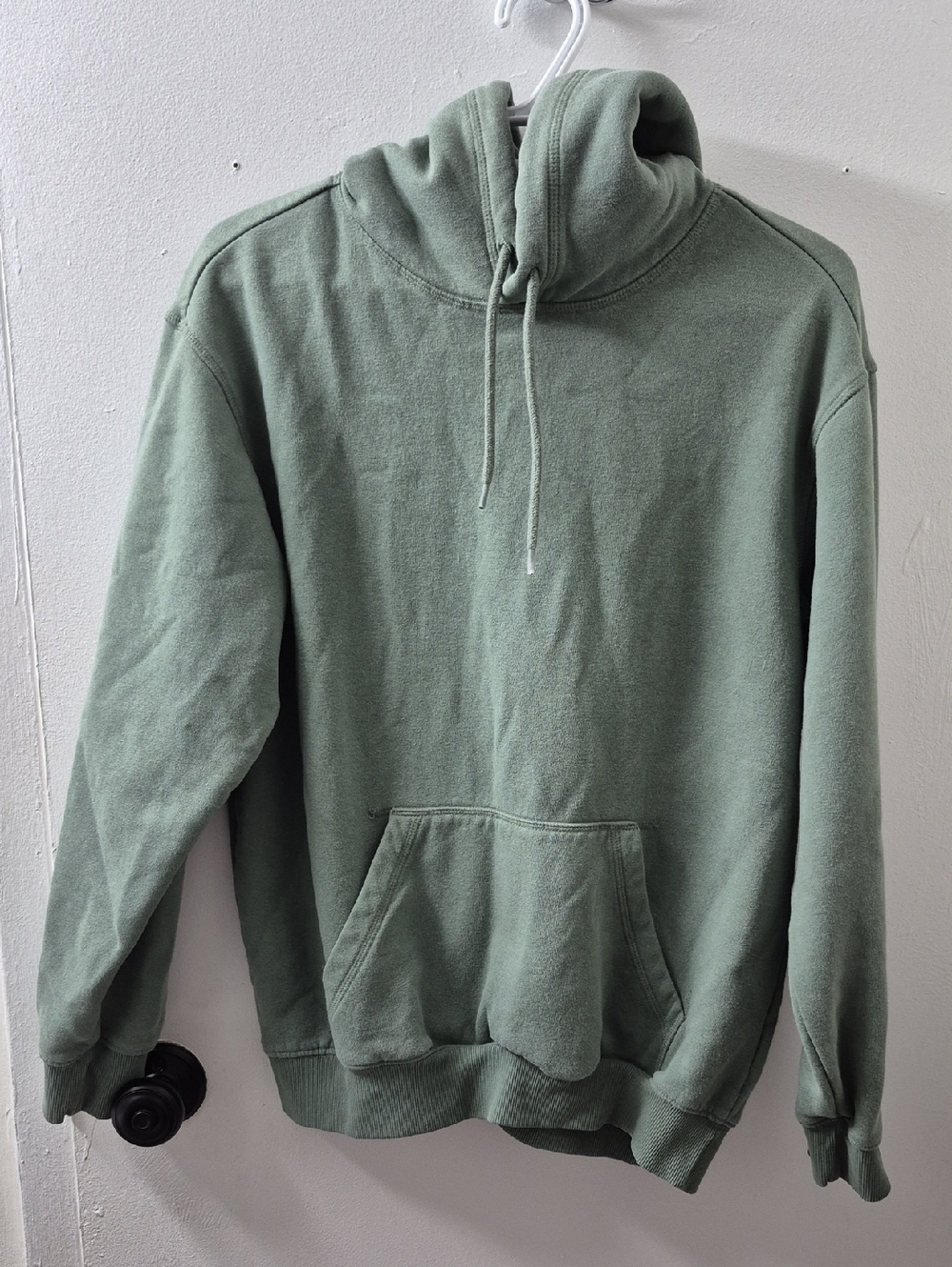H&M Women's Sage Green Pullover Hoodie